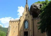 Gruta de Nossa Senhora Aparecida